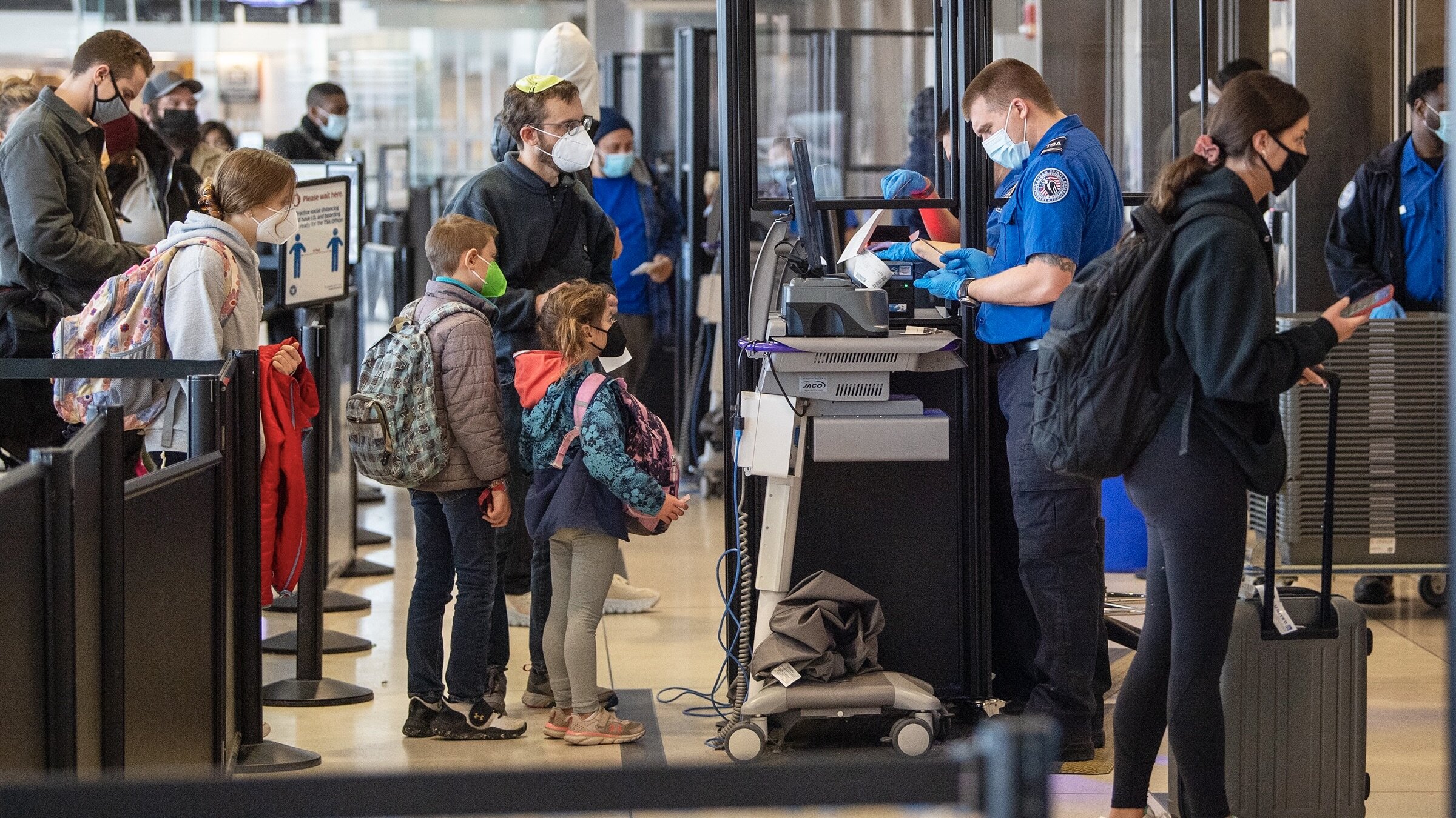 Philadelphia International Airport [PHL] - Security
