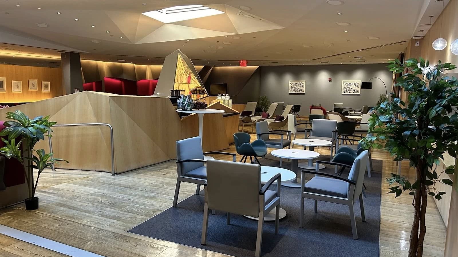 Newark Liberty [EWR] Airport Lounges Guide - Lounge&Co