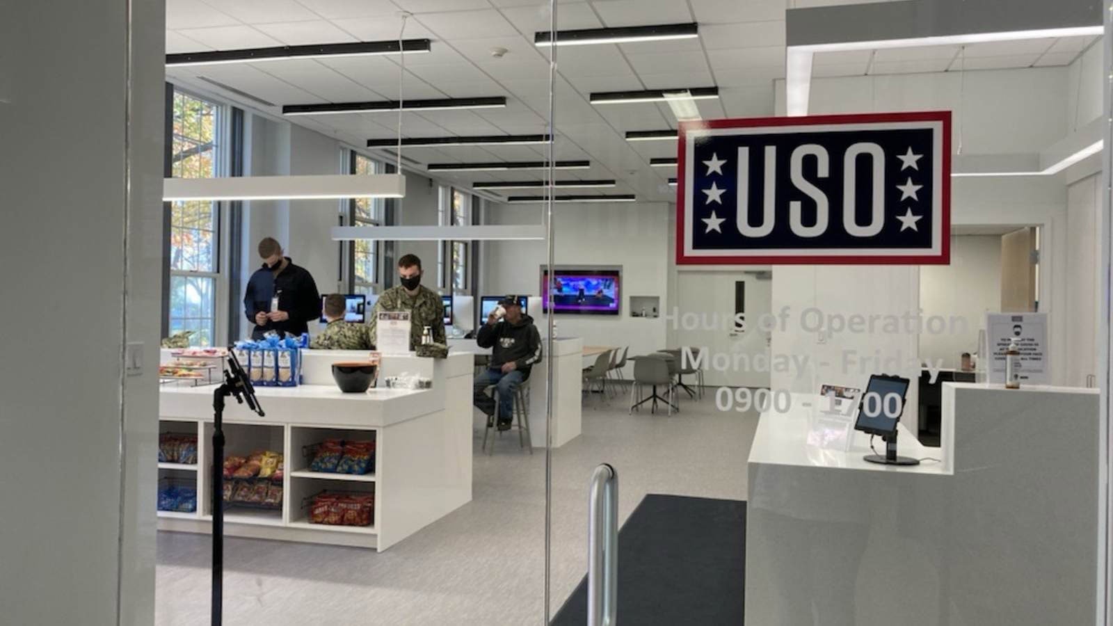 Boston Logan Airport Lounges Guide: Access, Hours, And Amenities 9 - Boston Logan Airport Lounges Boston Logan Airport Lounges Guide - USO Lounge: Terminal C