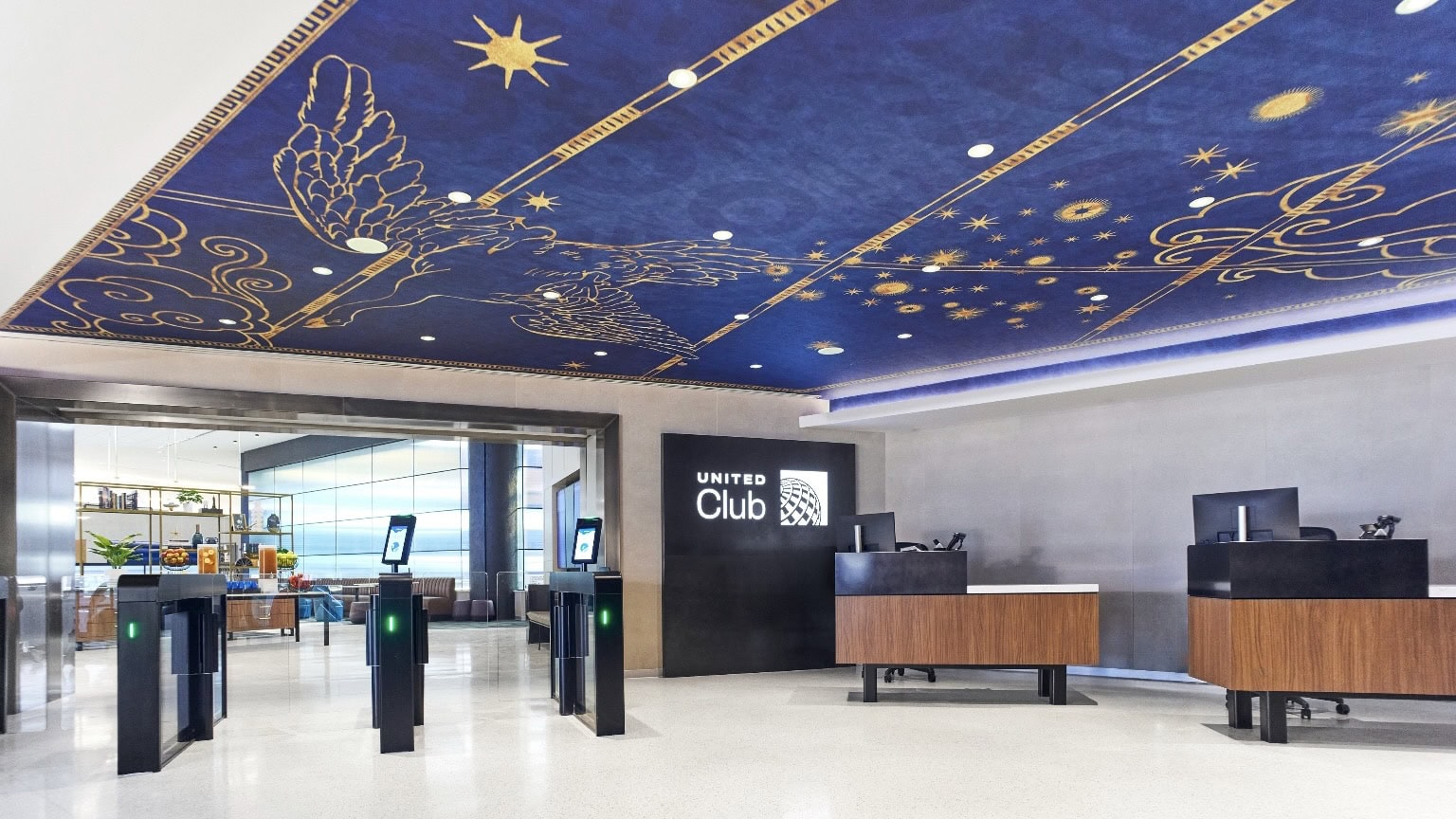 Newark Liberty [EWR] Airport Lounges Guide - United Club Lounge Terminal C