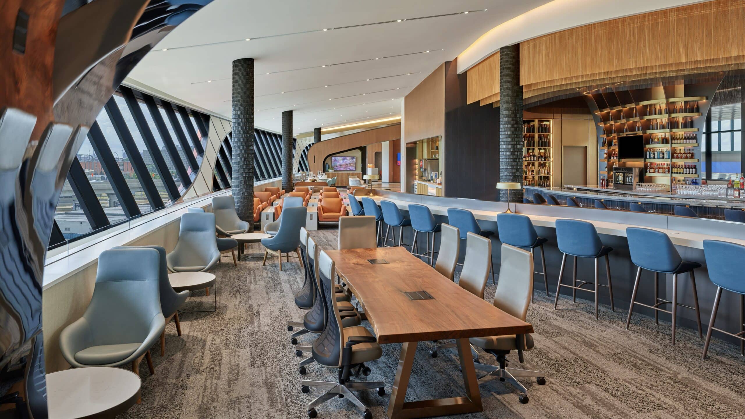 Boston Logan Airport Lounges Guide - Delta Sky Club