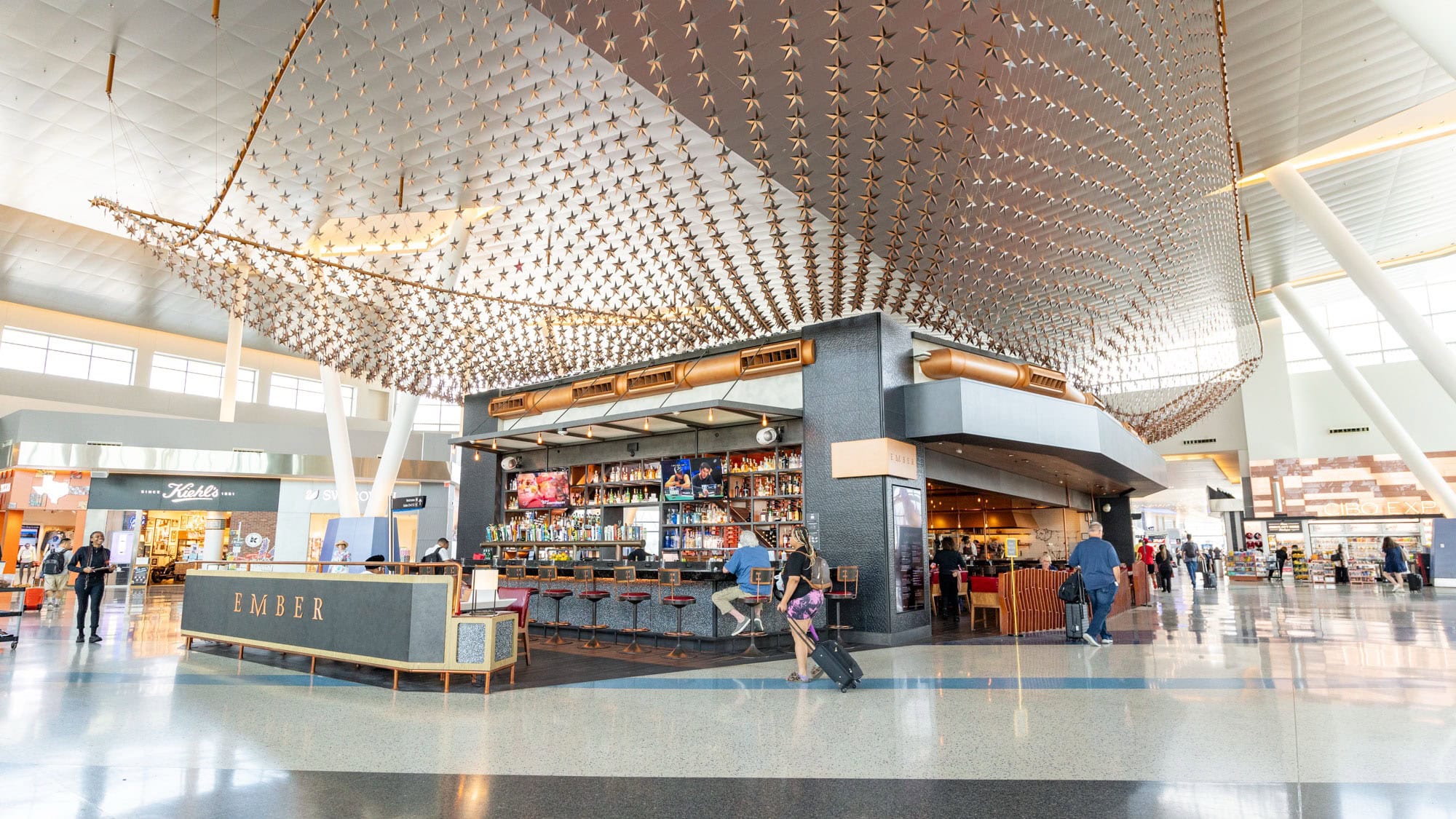 George Bush Intercontinental Airport [IAH] - Shopping