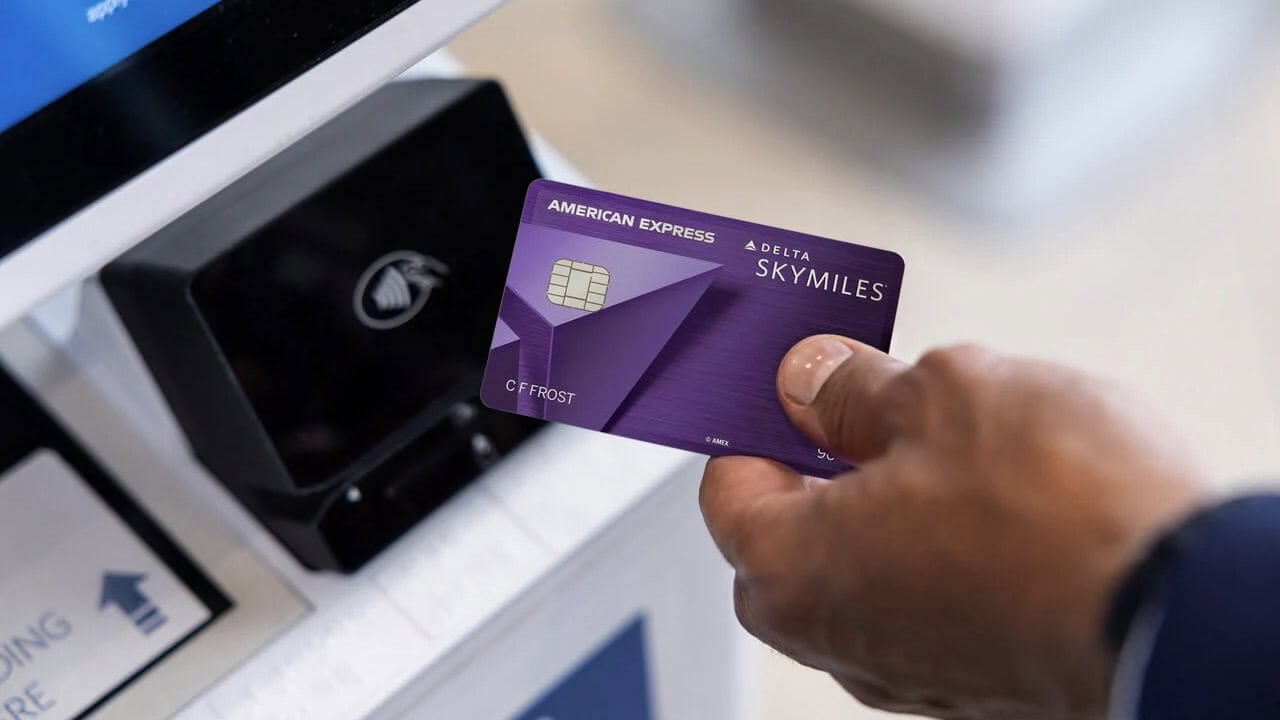 Boston Logan Airport Lounges [BOS] - Credit Cards