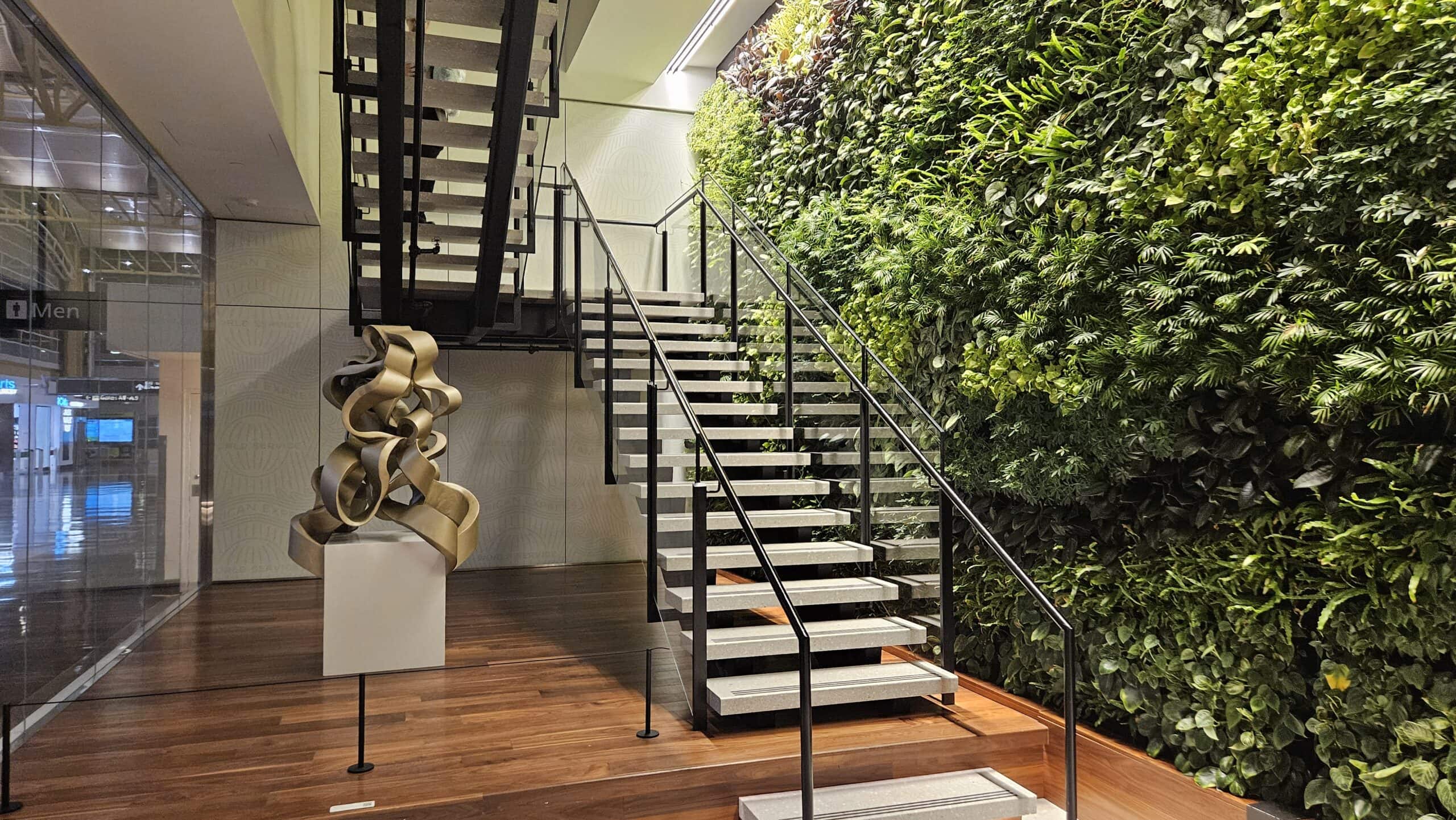 Amex Centurion Lounge DCA Review 2 - Amex Centurion Lounge DCA Amex Centurion Lounge DCA - Entrance Stairs