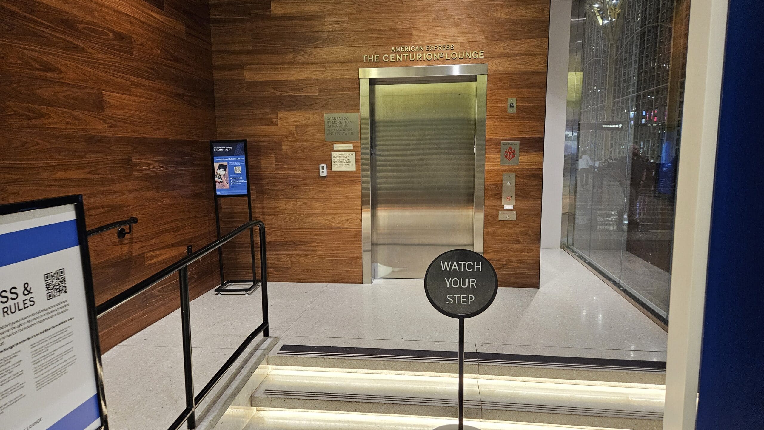 Amex Centurion Lounge DCA Review 3 - Amex Centurion Lounge DCA Amex Centurion Lounge DCA - Entrance Elevator