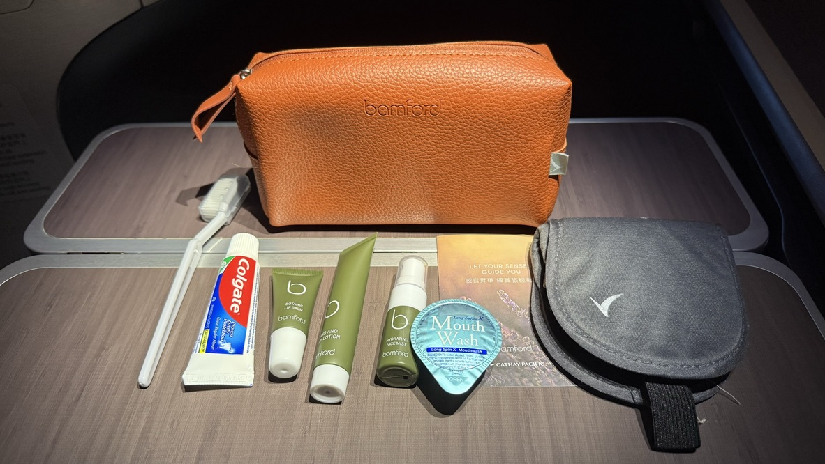 Cathay Pacific A350-900 Business Class - Amenity Kit