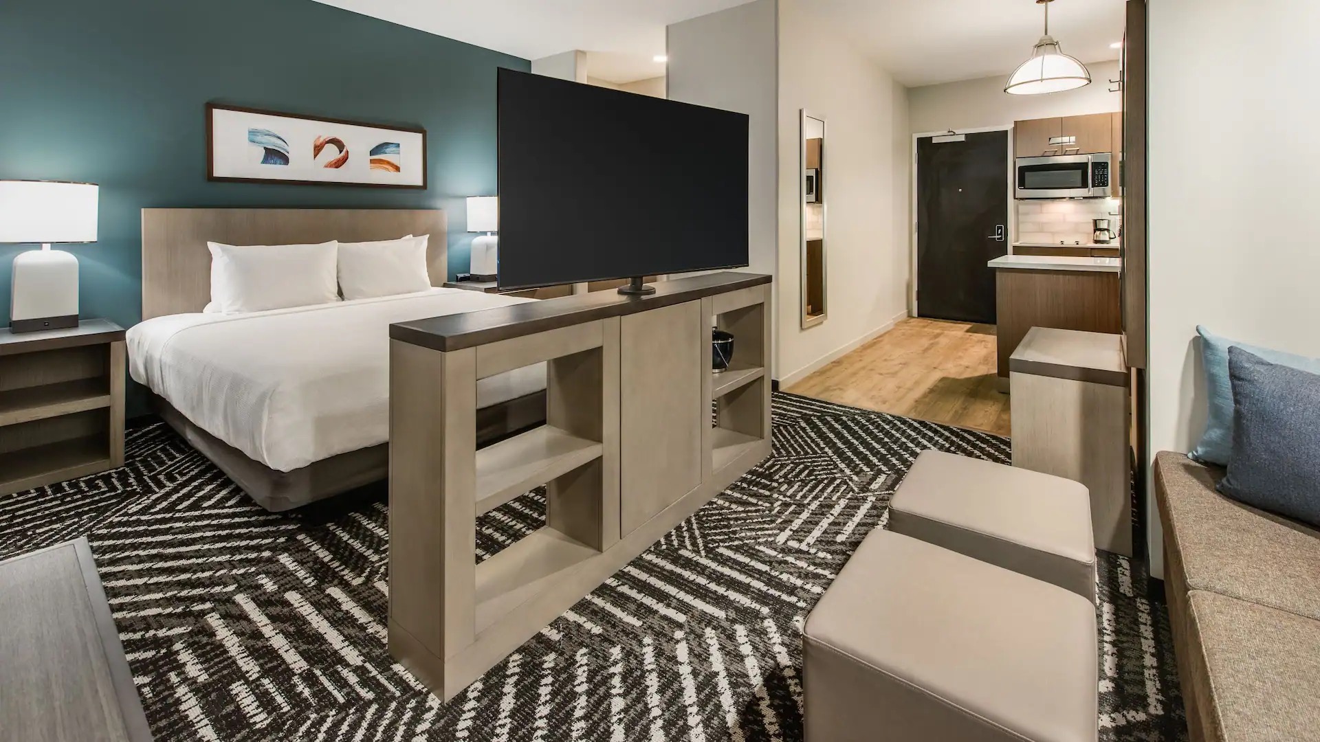 Baltimore/Washington International Airport [BWI] - Hyatt House BWI Airport