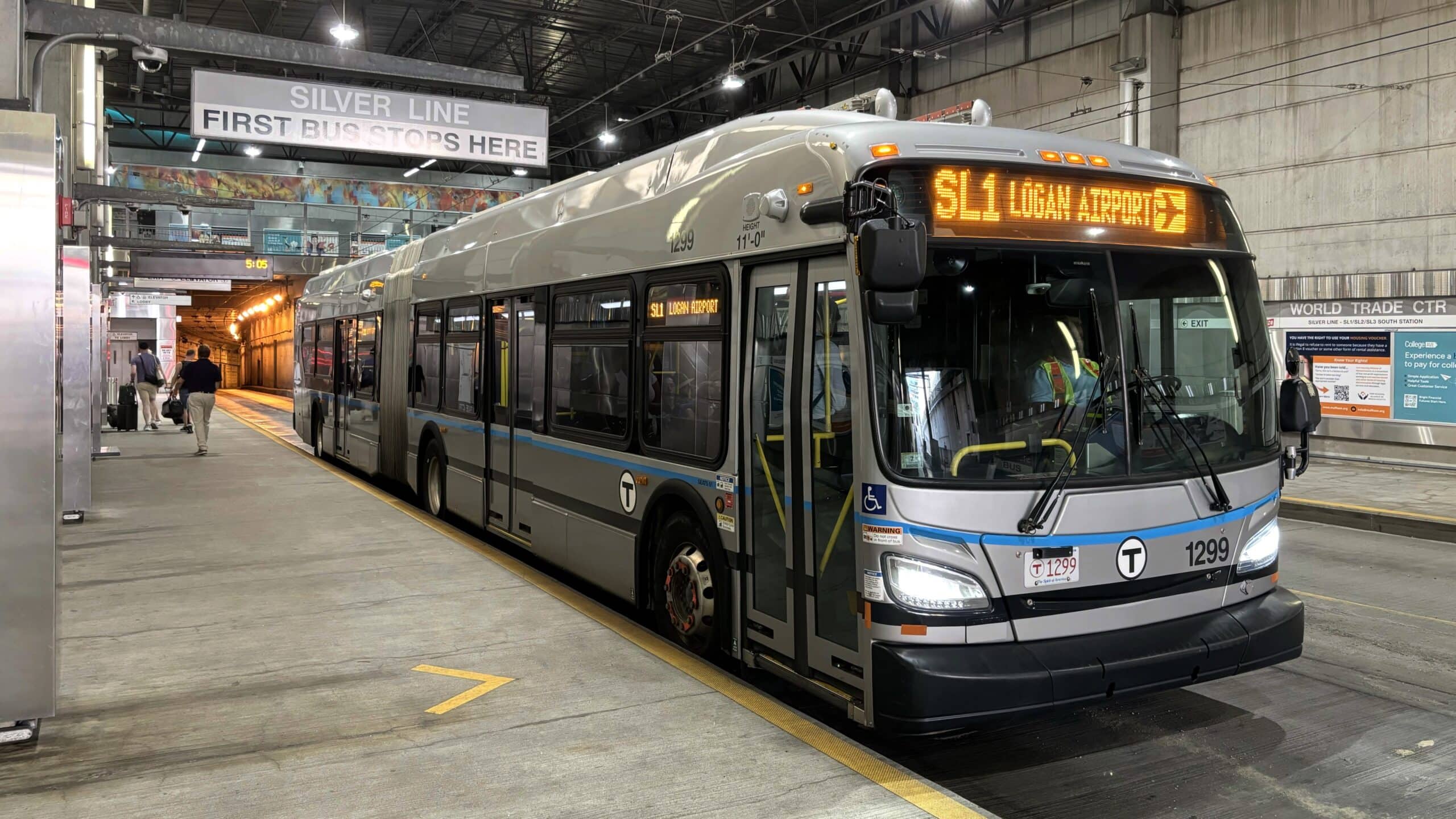 Boston Logan International Airport [BOS] - Public Transport: MBTA Silver Line SL1