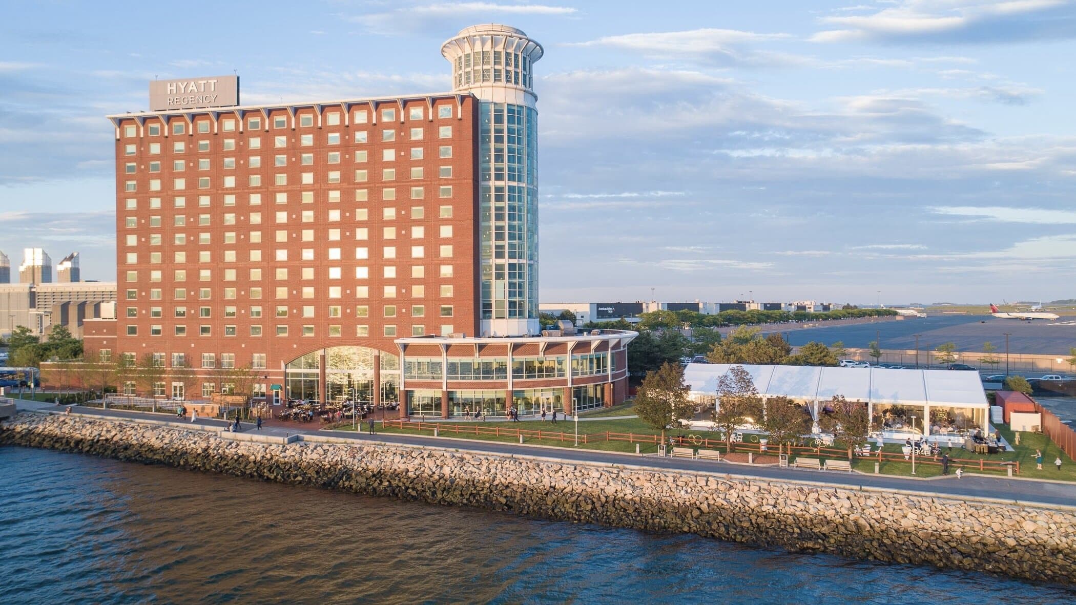 Boston Logan International Airport [BOS] - Hyatt Regency Boston Harbor