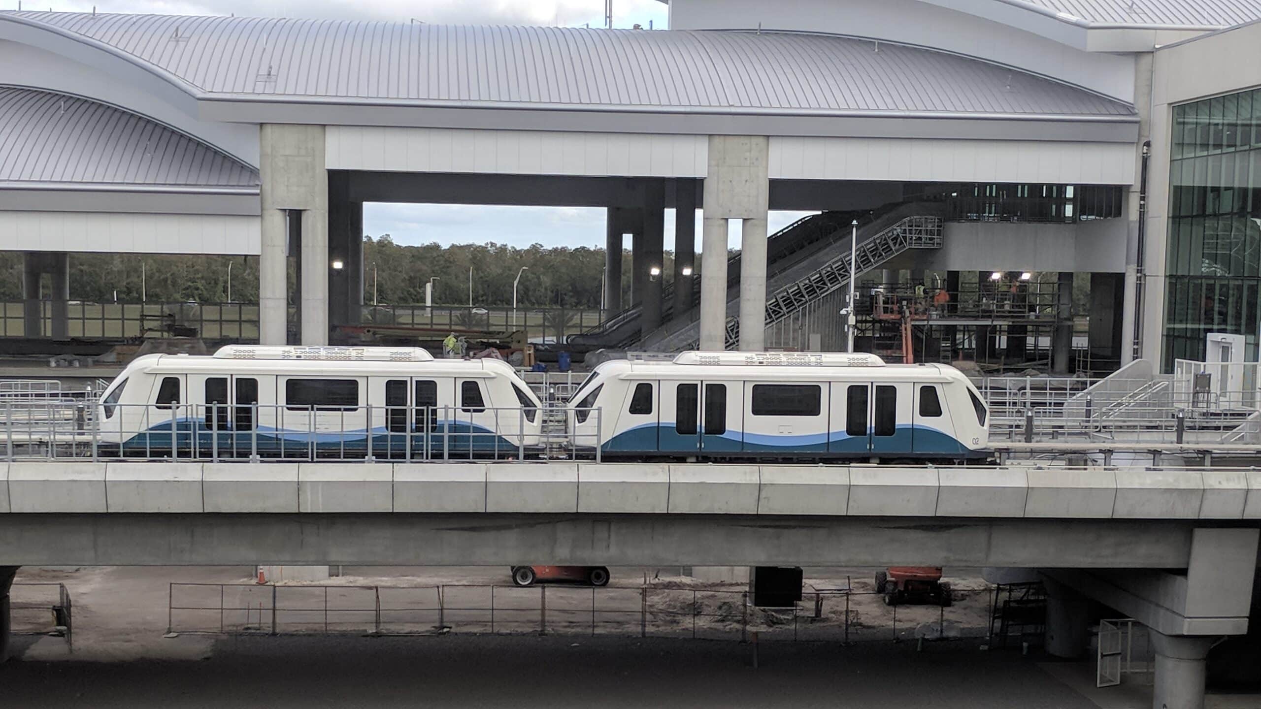 Orlando International Airport [MCO] - Automated People Movers