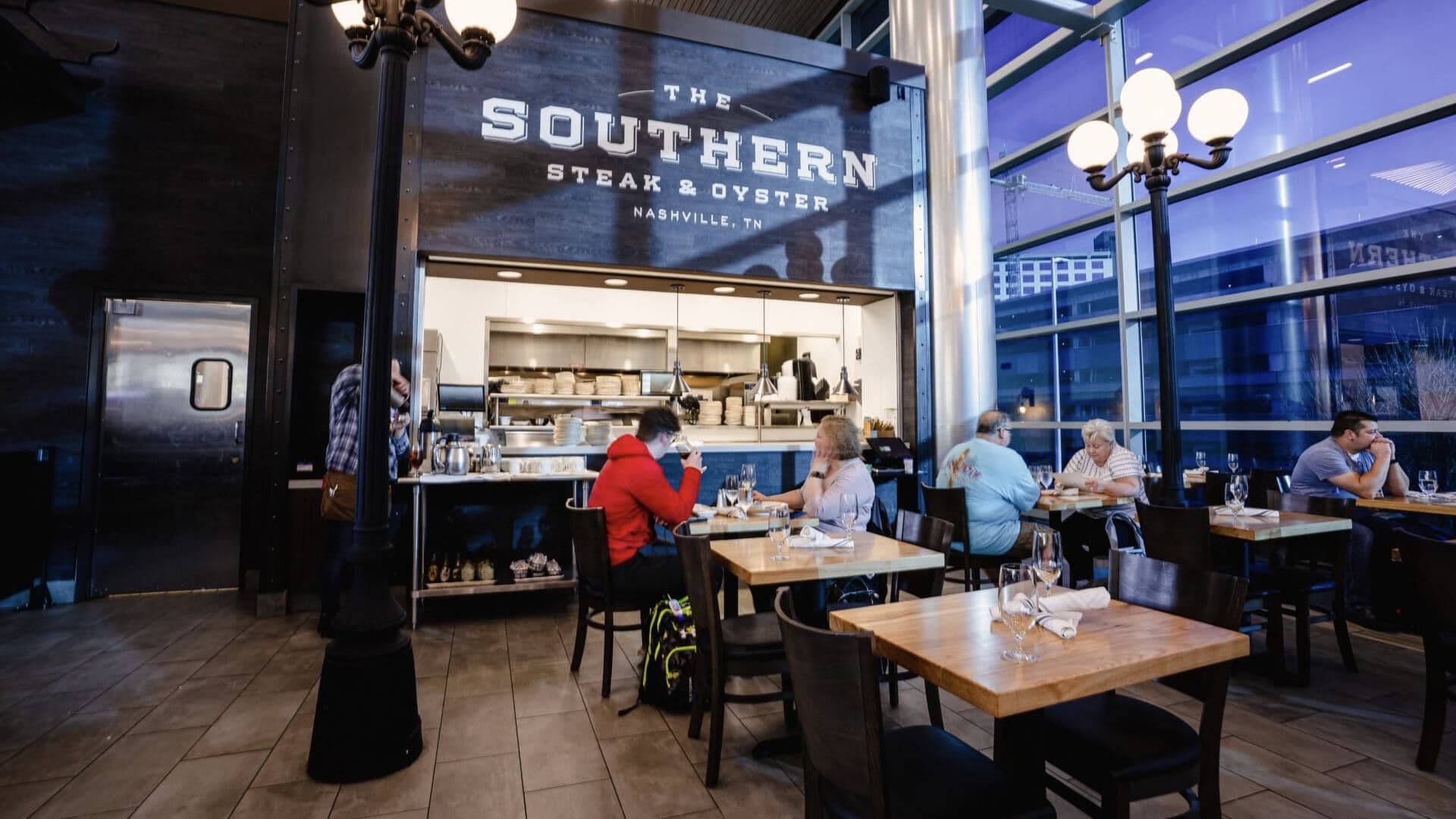 Nashville International Airport [BNA] - Dining