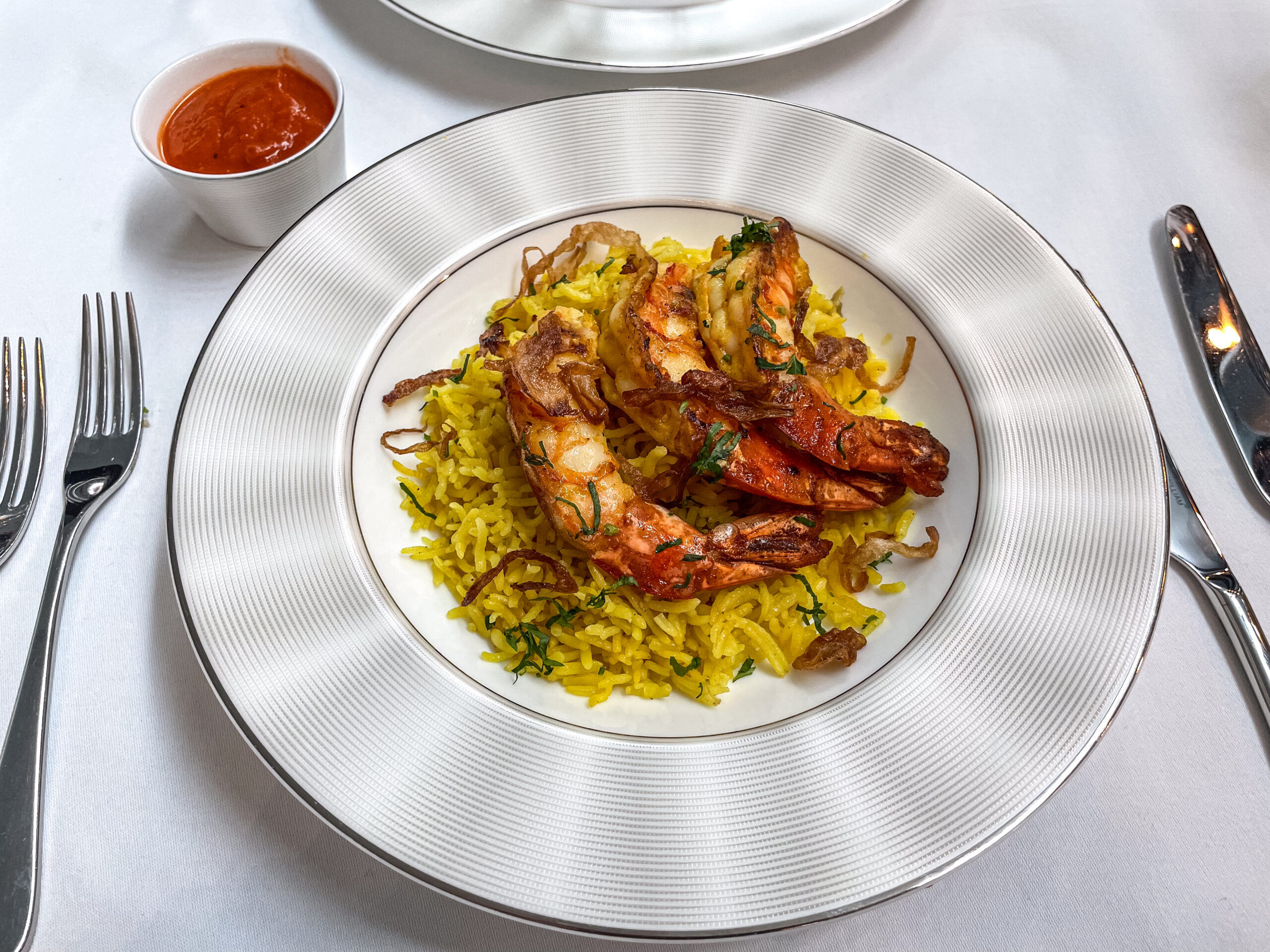 Etihad Airways A380-800 First Class [The Apartment] - First Class Lounge Dining