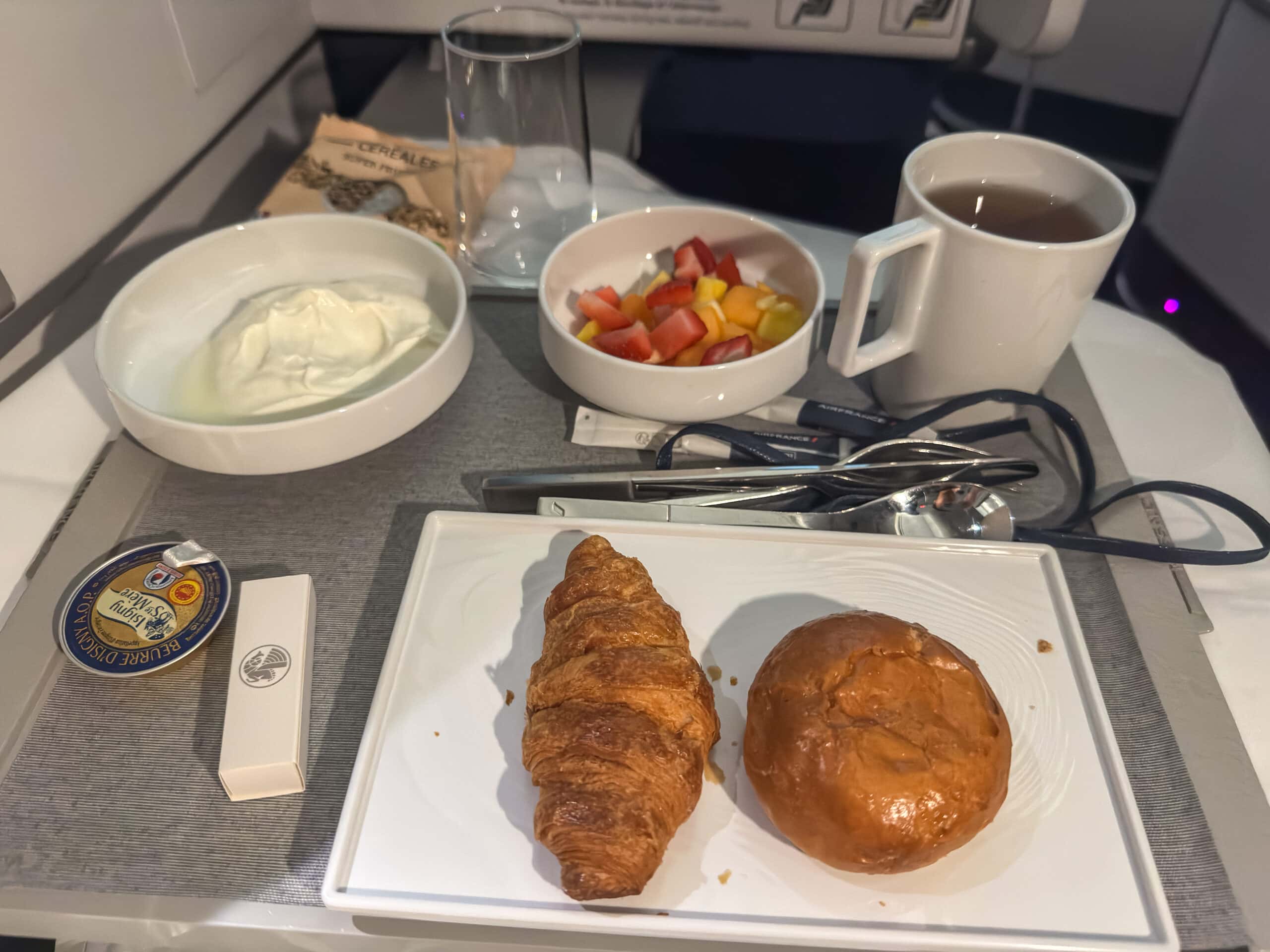 Air France A350-900 Business Class - Continental Breakfast