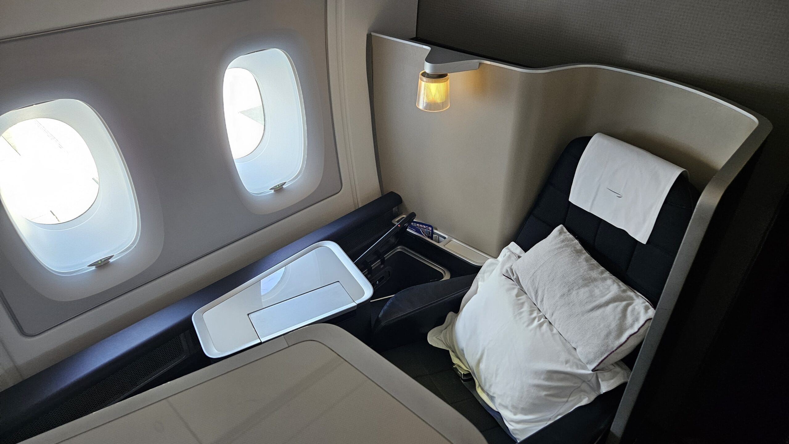 British Airways A380-800 First Class Review 8 - British Airways A380-800 First Class British Airways A380-800 First Class - Seat 4K