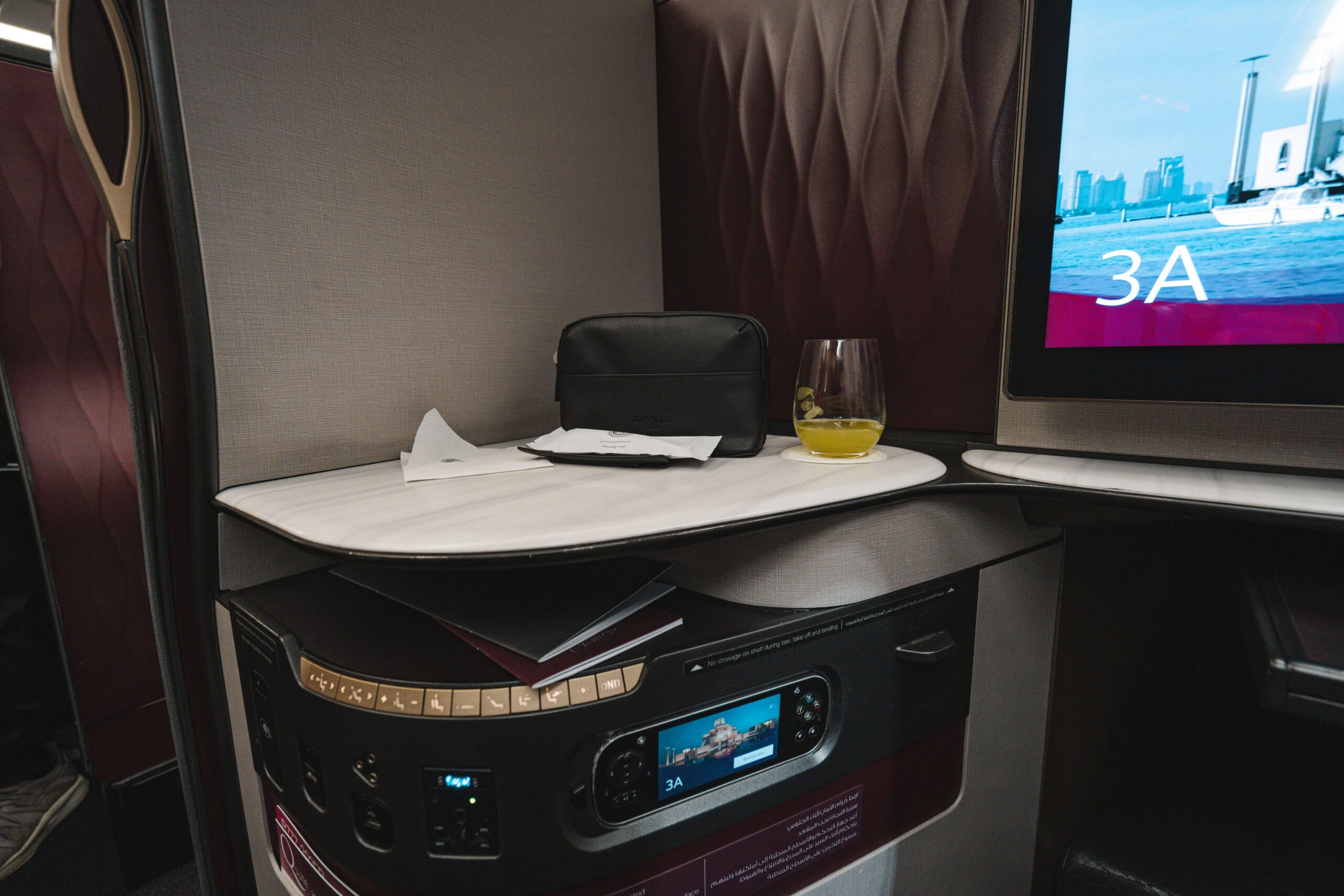 Qatar Airways 777-300ER Business Class [Qsuite] - Seat