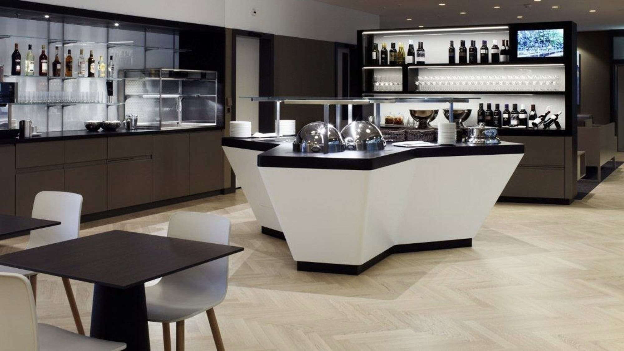 Chase Sapphire Lounge by The Club - Aspire Lounge [Priority Pass] At Zurich International Airport [ZRH]