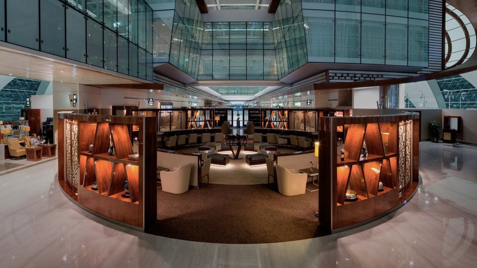 Best Business Class Lounges In The World - Emirates Business Class Lounge