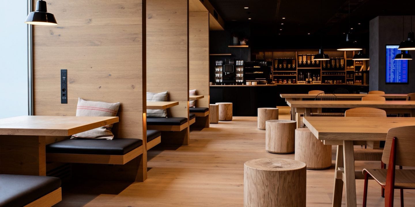 Featured image for “The 10 Best Business Class Lounges In The World [2025]”