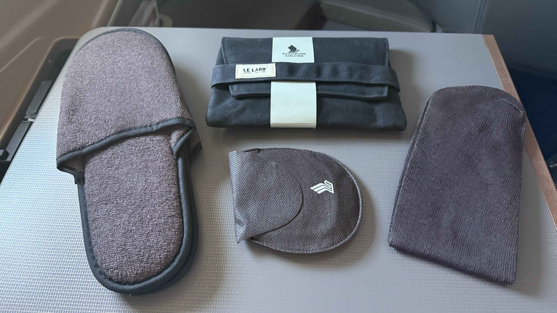 Singapore Airlines A350-900 Business Class Amenity Kit