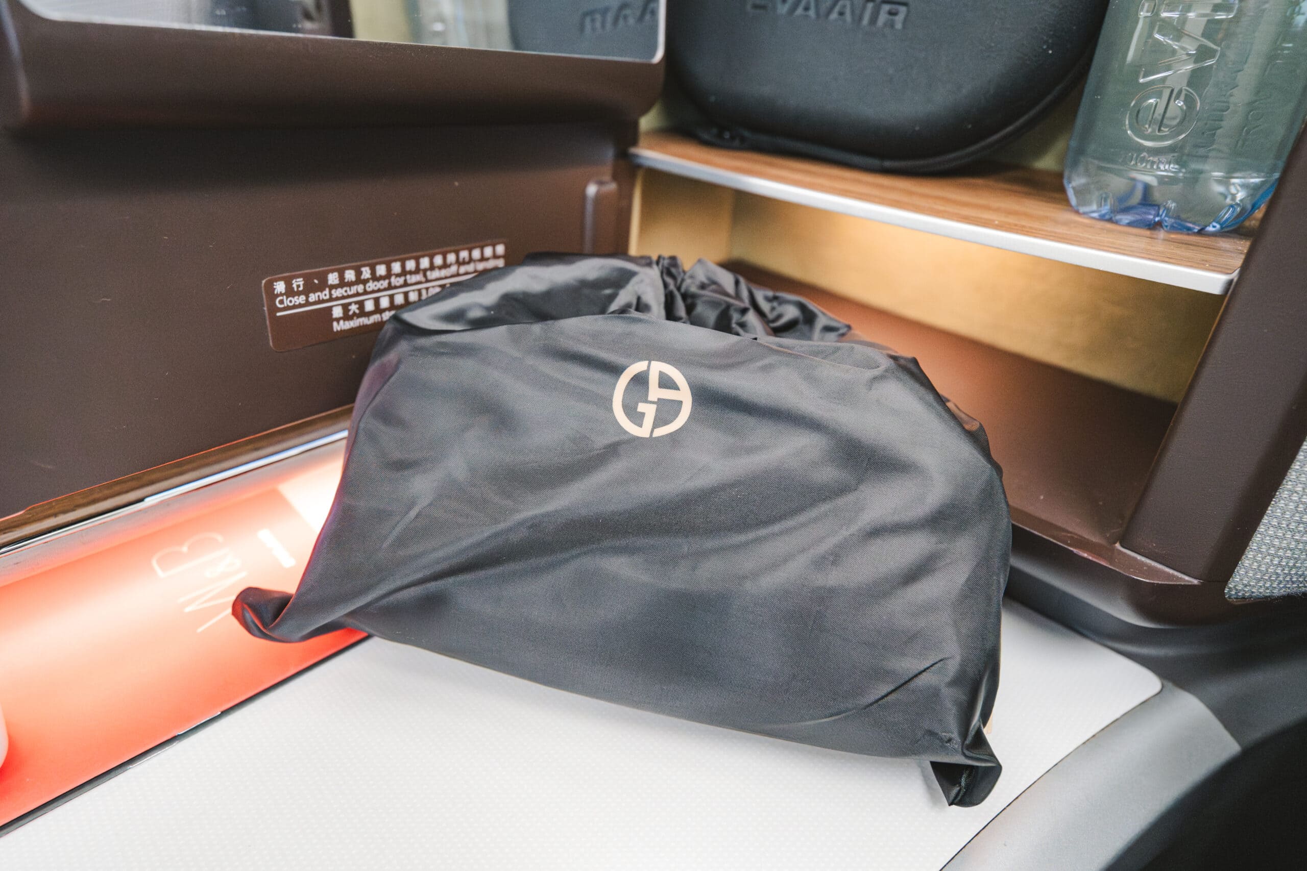 EVA Air Business Class [Royal Laurel] Amenity Kit