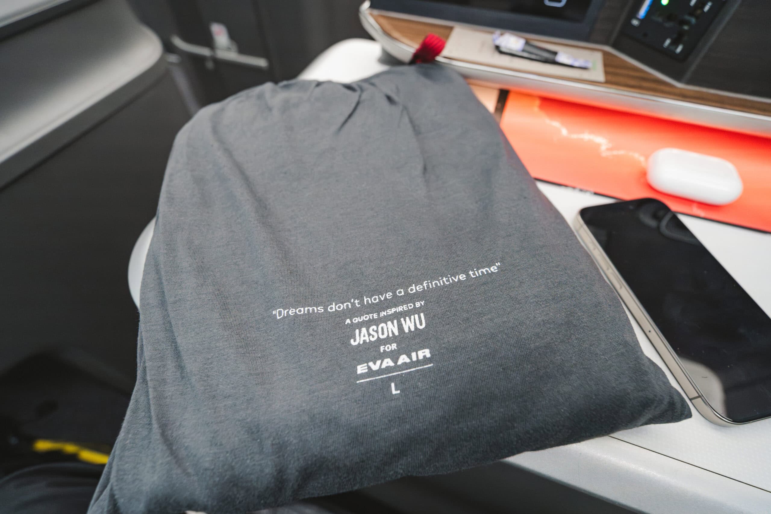 EVA Air 787-10 Business Class [Royal Laurel] Pajamas