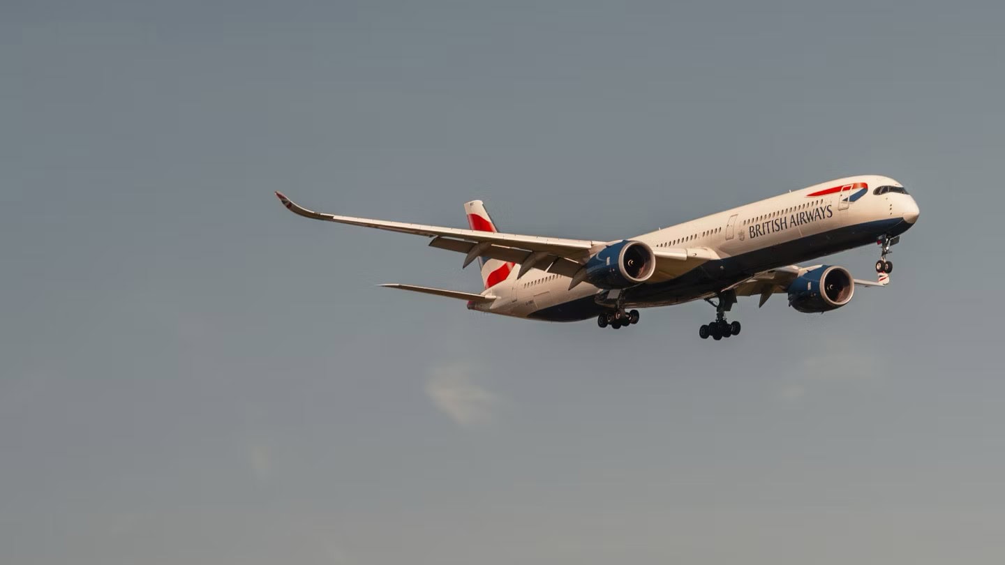 British Airways Airbus A350-1000 On Approach To Heathrow