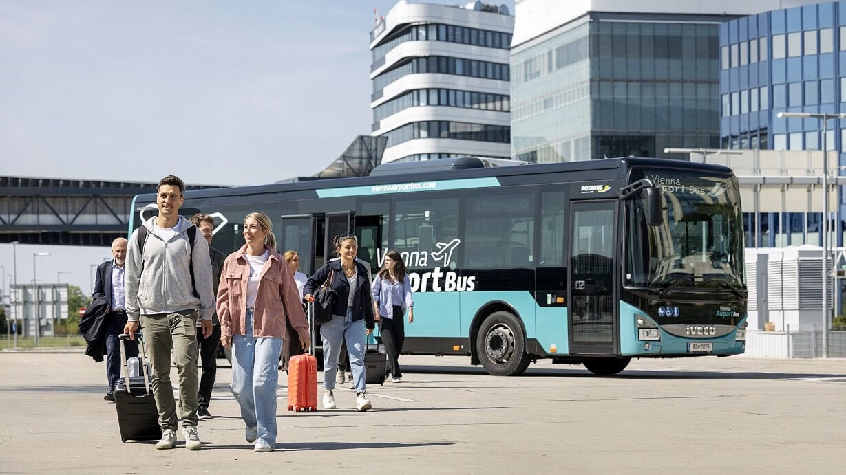 Vienna Airport Bus (VAB) At Vienna Airport [VIE]