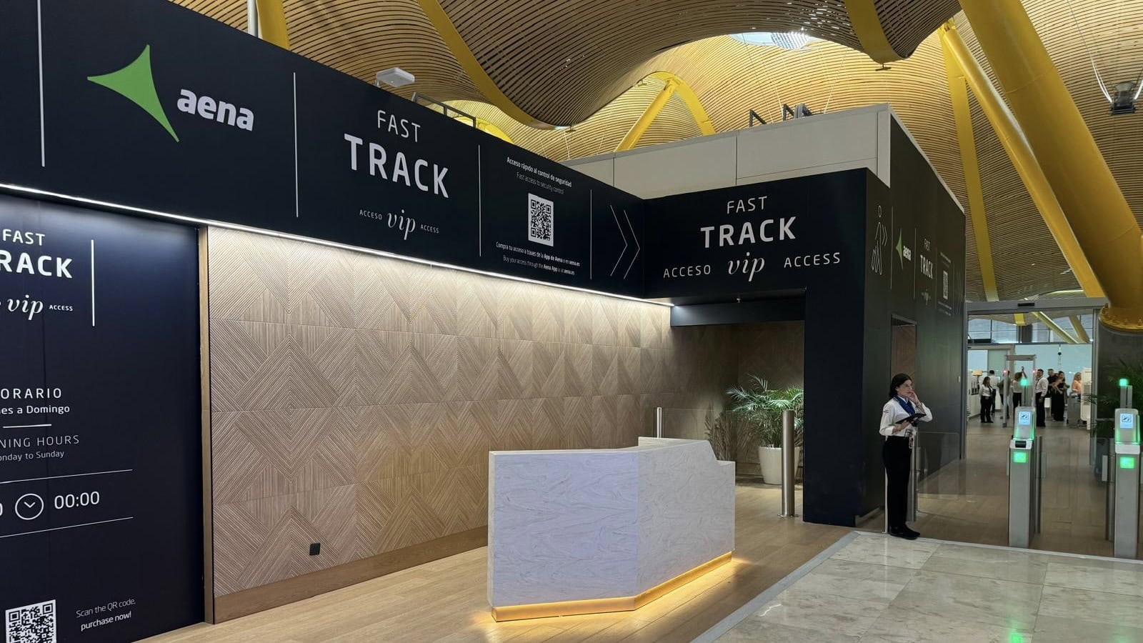 Fast Track Security At Madrid-Barajas Airport [MAD]